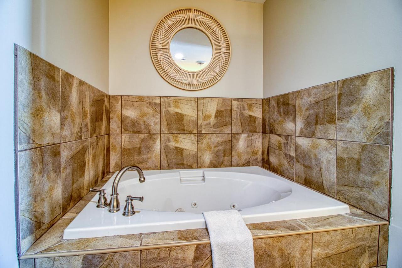 Fantastic Location! River And Mountain Views 2Br/2Ba Sleeps 6 Pigeon Forge Exterior foto